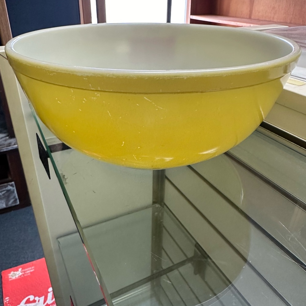 Primary Yellow Pyrex